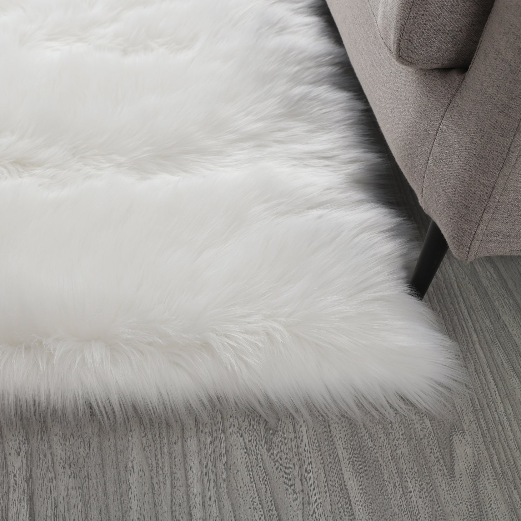 Affordable Fluffy Furnistra Faux Fur Area Rug USA