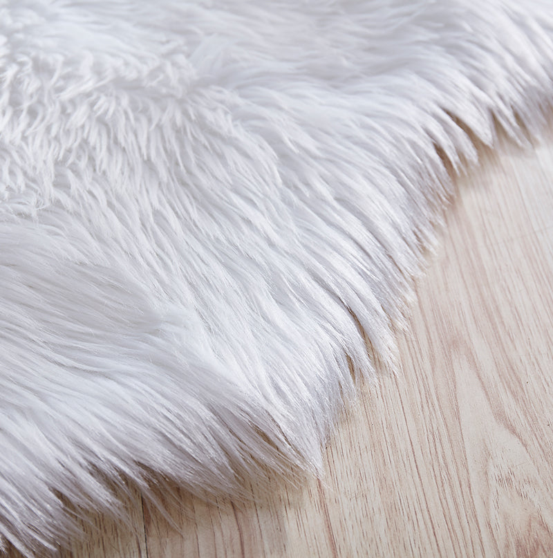 Chic Faux Fur Area Rug for Modern Farmhouse Spaces USA