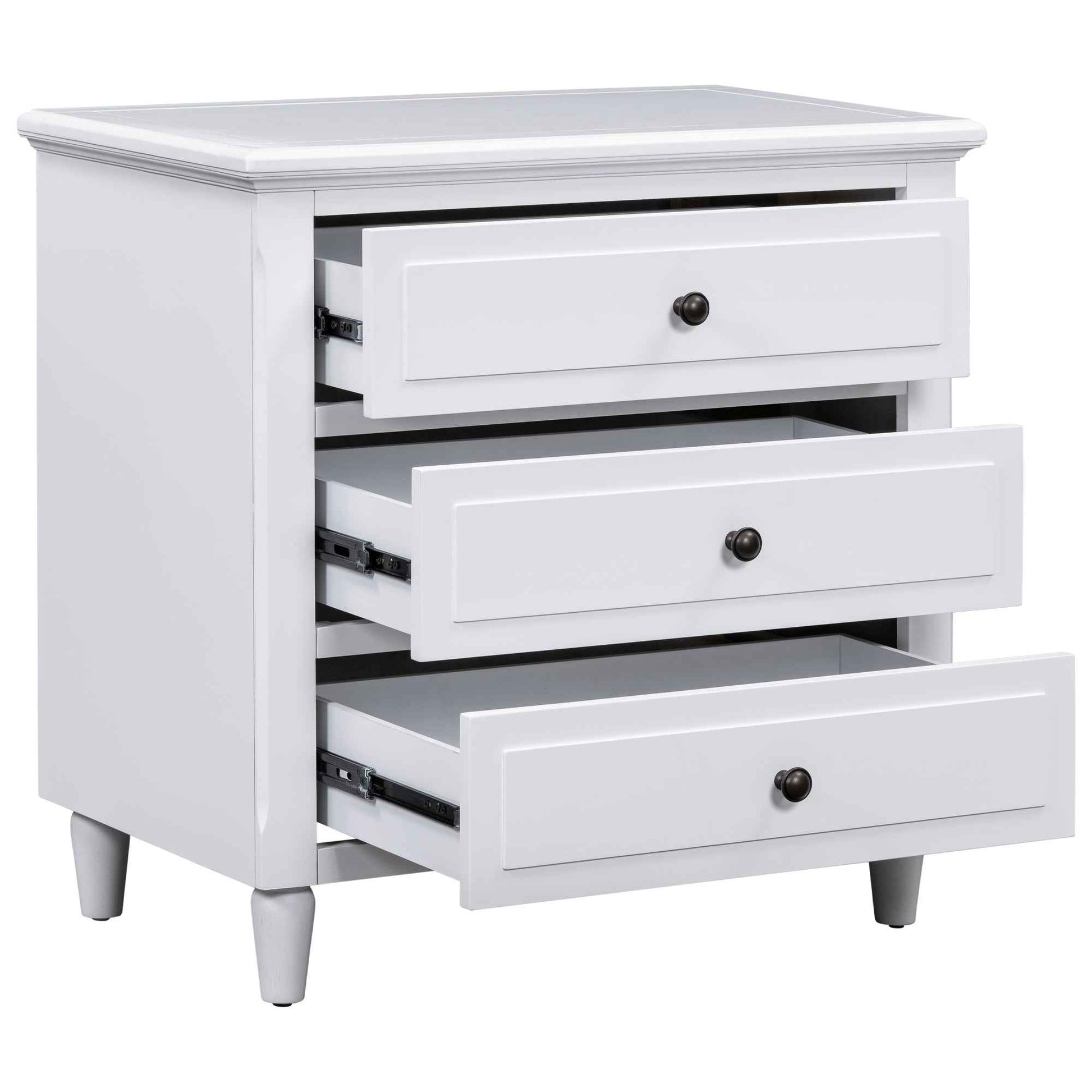 Elegant 5-Drawer Furnistra Bedroom Chest in Crisp White