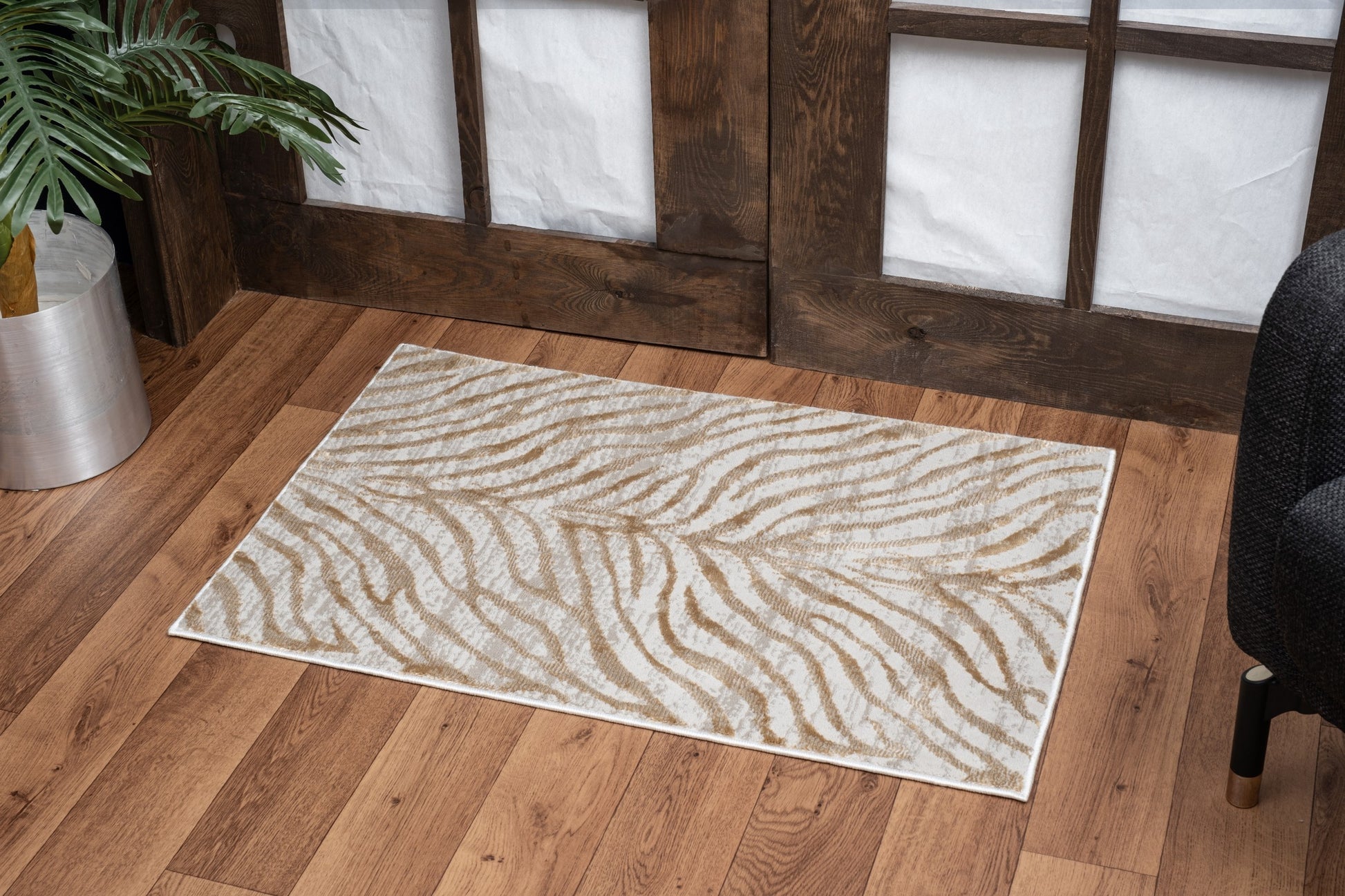 Furnistra Affordable Chic Animal Print Area Rug USA